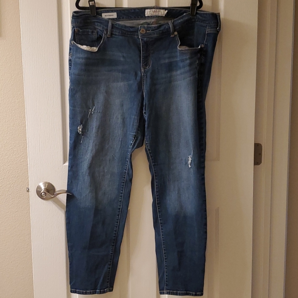 Torrid stretch boyfriend jeans.